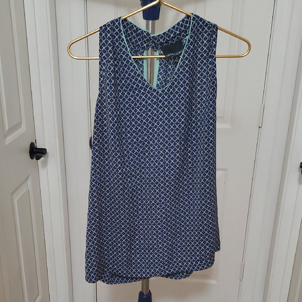 Dana Buchman Navy and White Geometric Sleeveless Camisole